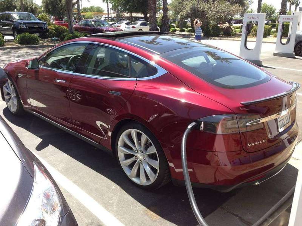 How electric car batteries degrade over time: cycle and calendar aging explained