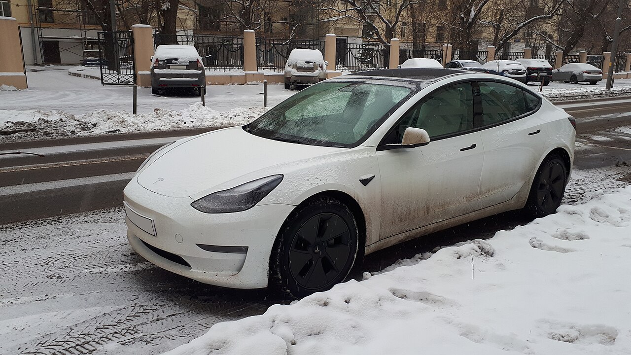 Why Do EVs Lose Range in Winter? Causes and Fixes